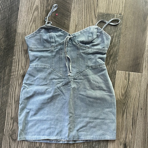 Pretty Little Thing NWT light blue corset panel mini dress women’s size 12 - Picture 1 of 8